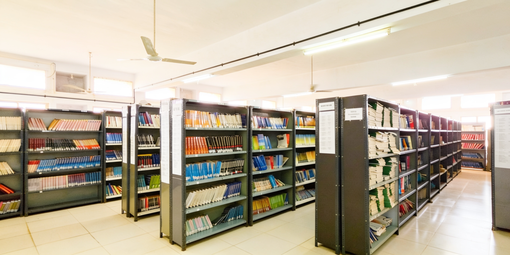magnific_make-this-library-looks-l_SOuaKTgUb8